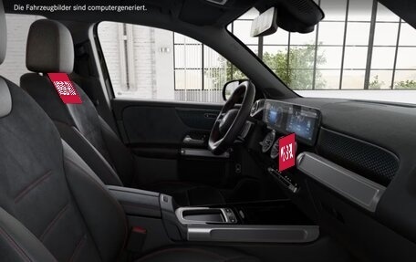 Mercedes-Benz GLB, 2025 год, 6 310 000 рублей, 6 фотография