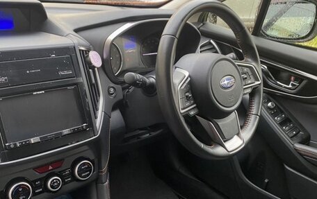 Subaru XV II, 2018 год, 2 400 000 рублей, 9 фотография