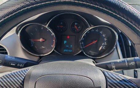 Chevrolet Cruze II, 2013 год, 670 000 рублей, 10 фотография