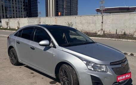 Chevrolet Cruze II, 2013 год, 670 000 рублей, 4 фотография