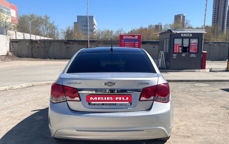 Chevrolet Cruze II, 2013 год, 670 000 рублей, 6 фотография