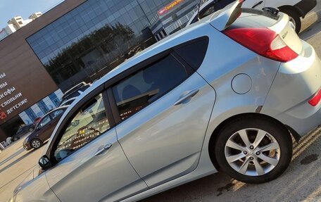 Hyundai Solaris II рестайлинг, 2012 год, 920 000 рублей, 3 фотография