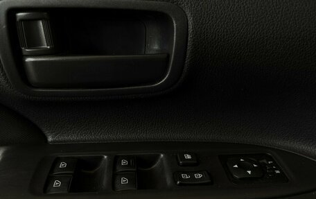 Mitsubishi Outlander III рестайлинг 3, 2018 год, 1 790 000 рублей, 9 фотография