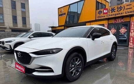 Mazda CX-4, 2023 год, 2 080 000 рублей, 1 фотография