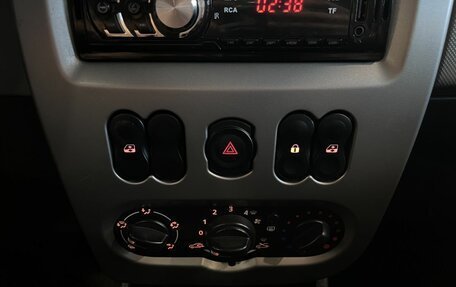 Renault Sandero I, 2013 год, 650 000 рублей, 15 фотография