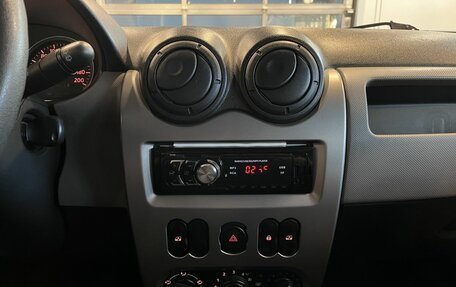 Renault Sandero I, 2013 год, 650 000 рублей, 13 фотография