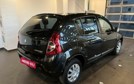 Renault Sandero I, 2013 год, 650 000 рублей, 3 фотография