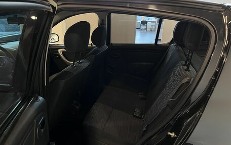 Renault Sandero I, 2013 год, 650 000 рублей, 23 фотография