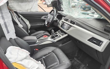 Geely Atlas I, 2019 год, 800 000 рублей, 13 фотография