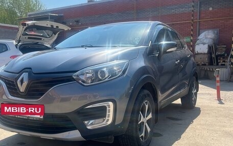 Renault Kaptur I рестайлинг, 2019 год, 1 290 000 рублей, 2 фотография