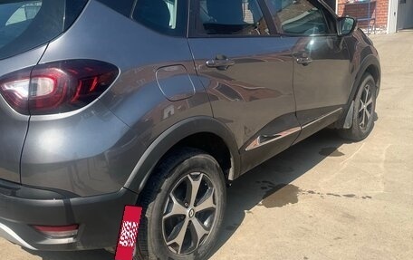 Renault Kaptur I рестайлинг, 2019 год, 1 290 000 рублей, 5 фотография