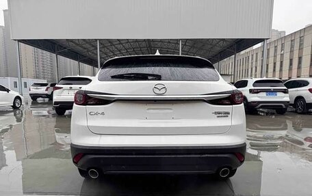 Mazda CX-4, 2023 год, 2 080 000 рублей, 4 фотография