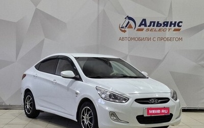 Hyundai Solaris II рестайлинг, 2013 год, 770 000 рублей, 1 фотография