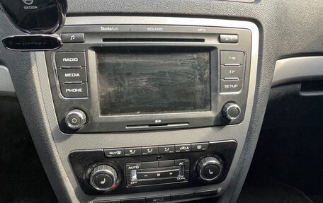 Skoda Octavia, 2011 год, 700 000 рублей, 10 фотография