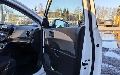 Chevrolet Aveo III, 2015 год, 850 000 рублей, 13 фотография
