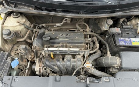 Hyundai Solaris II рестайлинг, 2012 год, 750 000 рублей, 8 фотография