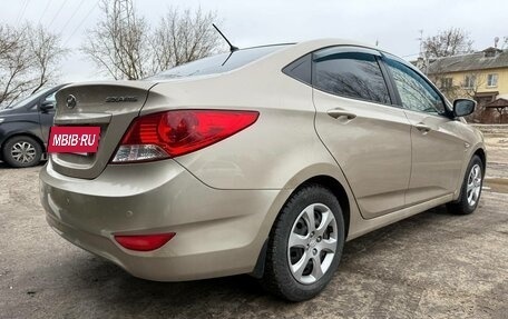 Hyundai Solaris II рестайлинг, 2012 год, 750 000 рублей, 6 фотография