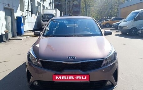 KIA Rio IV, 2020 год, 1 999 000 рублей, 10 фотография