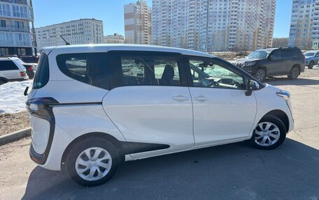 Toyota Sienta II, 2016 год, 1 450 000 рублей, 6 фотография
