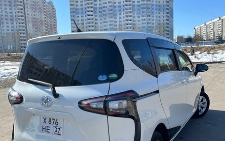 Toyota Sienta II, 2016 год, 1 450 000 рублей, 5 фотография