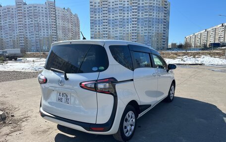 Toyota Sienta II, 2016 год, 1 450 000 рублей, 12 фотография