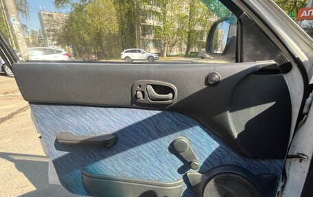 Suzuki Swift II, 1997 год, 108 000 рублей, 24 фотография