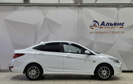 Hyundai Solaris II рестайлинг, 2013 год, 770 000 рублей, 2 фотография
