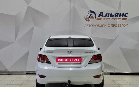 Hyundai Solaris II рестайлинг, 2013 год, 770 000 рублей, 4 фотография
