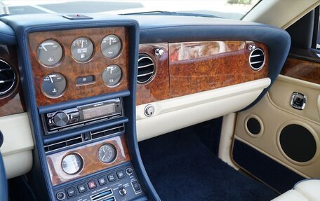 Bentley Azure II, 1995 год, 9 200 000 рублей, 19 фотография