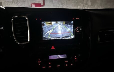 Mitsubishi Outlander III рестайлинг 3, 2013 год, 1 430 000 рублей, 15 фотография
