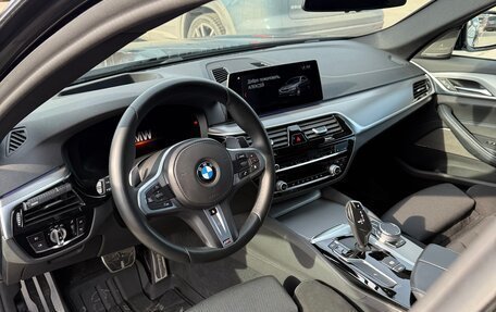 BMW 5 серия, 2019 год, 4 390 000 рублей, 8 фотография