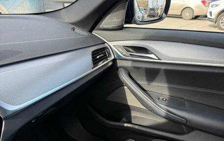 BMW 5 серия, 2019 год, 4 390 000 рублей, 17 фотография