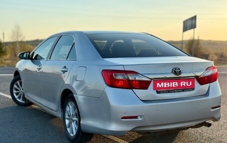 Toyota Camry, 2012 год, 1 190 000 рублей, 4 фотография