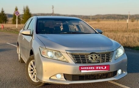 Toyota Camry, 2012 год, 1 190 000 рублей, 2 фотография
