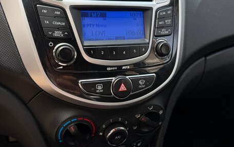 Hyundai Solaris II рестайлинг, 2012 год, 820 000 рублей, 9 фотография