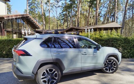 Toyota RAV4, 2019 год, 2 850 000 рублей, 7 фотография