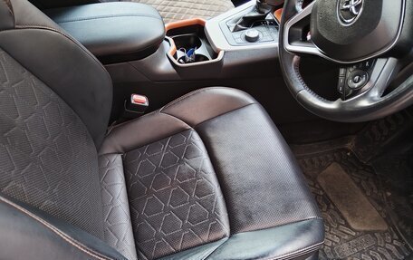 Toyota RAV4, 2019 год, 2 850 000 рублей, 21 фотография