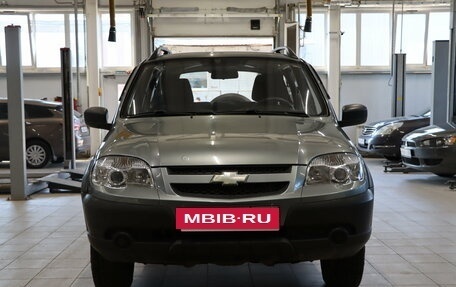 Chevrolet Niva I рестайлинг, 2015 год, 549 990 рублей, 2 фотография