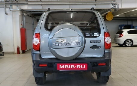 Chevrolet Niva I рестайлинг, 2015 год, 549 990 рублей, 6 фотография