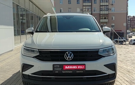 Volkswagen Tiguan II, 2021 год, 3 450 000 рублей, 2 фотография