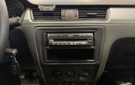 Skoda Rapid I, 2015 год, 660 000 рублей, 12 фотография