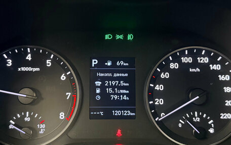Hyundai Solaris II рестайлинг, 2017 год, 1 346 000 рублей, 10 фотография