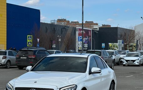 Mercedes-Benz C-Класс, 2019 год, 3 100 000 рублей, 3 фотография