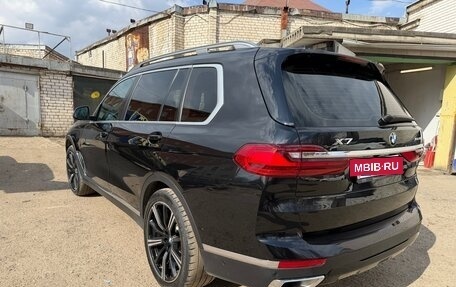BMW X7, 2021 год, 8 990 000 рублей, 4 фотография