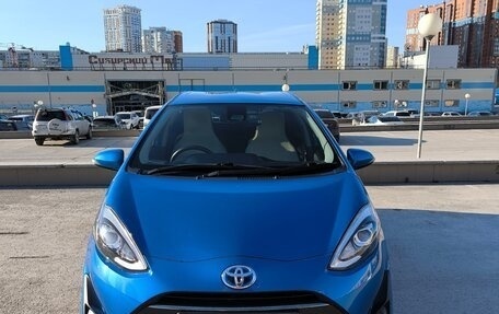 Toyota Aqua I, 2017 год, 1 330 000 рублей, 2 фотография
