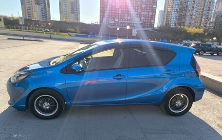 Toyota Aqua I, 2017 год, 1 330 000 рублей, 4 фотография