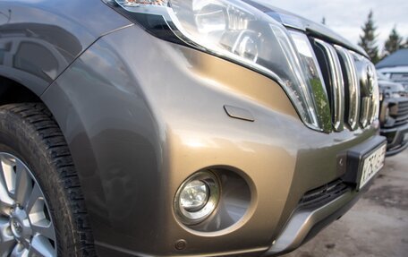 Toyota Land Cruiser Prado 150 рестайлинг 2, 2015 год, 3 696 000 рублей, 5 фотография