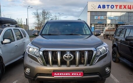Toyota Land Cruiser Prado 150 рестайлинг 2, 2015 год, 3 696 000 рублей, 2 фотография