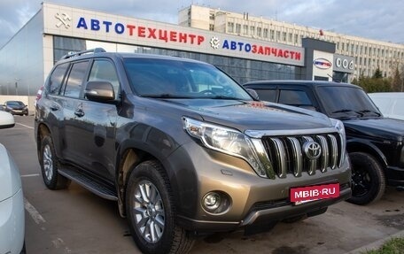 Toyota Land Cruiser Prado 150 рестайлинг 2, 2015 год, 3 696 000 рублей, 3 фотография
