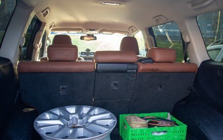 Toyota Land Cruiser Prado 150 рестайлинг 2, 2015 год, 3 696 000 рублей, 22 фотография